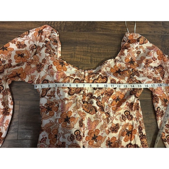 Sienna Sky Crop Top Blouse Size Large Long Balloon Sleeve V Neck Smocking NWT - Picture 7 of 7